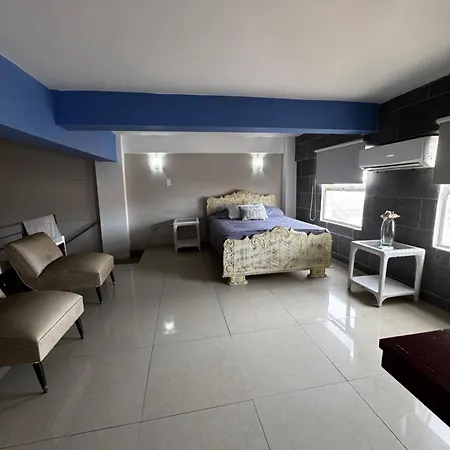 Luxury 2b Duplex In Old *