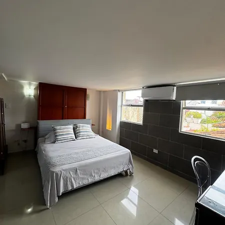 Luxury 2b Duplex In Old Cartagena
